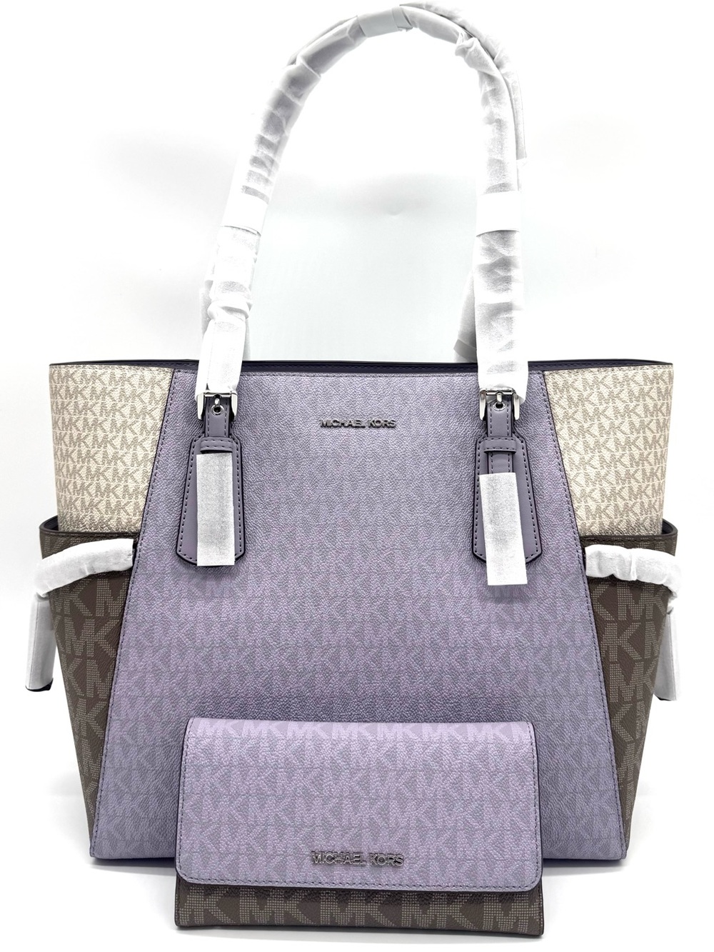 Michael Kors Voyager Large Color-Block Logo Tote Bag w Matching Trifold Wallet